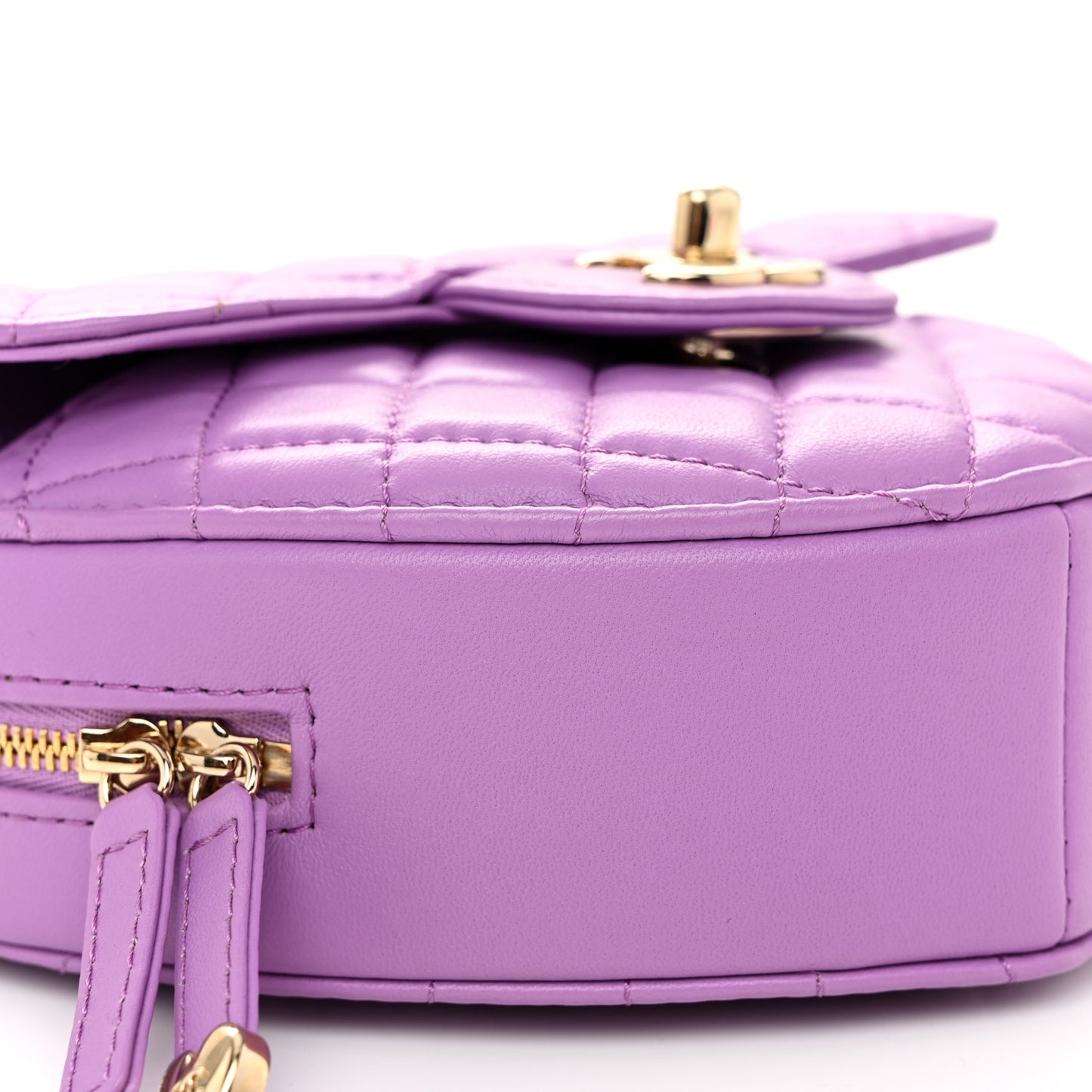 Lambskin Quilted CC Large In Love Heart With Chain Purple