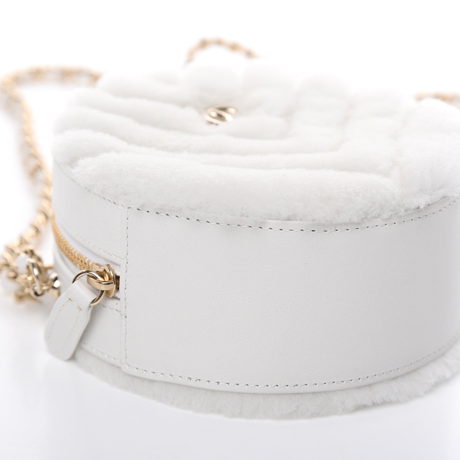 Chanel Fur Chevron Quilted Round Clutch With Chain White 8 of 10