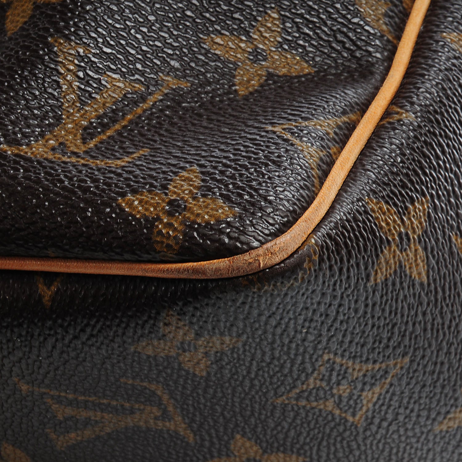 Louis Vuitton Monogram Batignolles 6 of 9