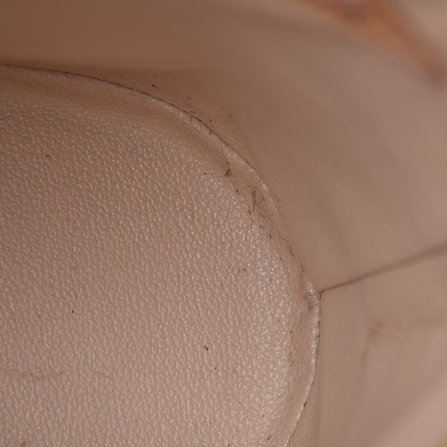 Louis Vuitton Monogram Petit Bucket 23 9 of 18