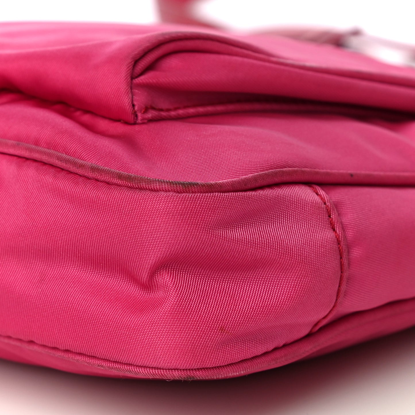 Tessuto Nylon Patent Pocket Messenger Bag Fuxia