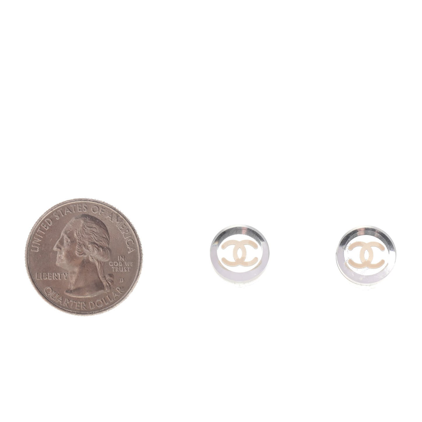 Resin CC Round Earrings