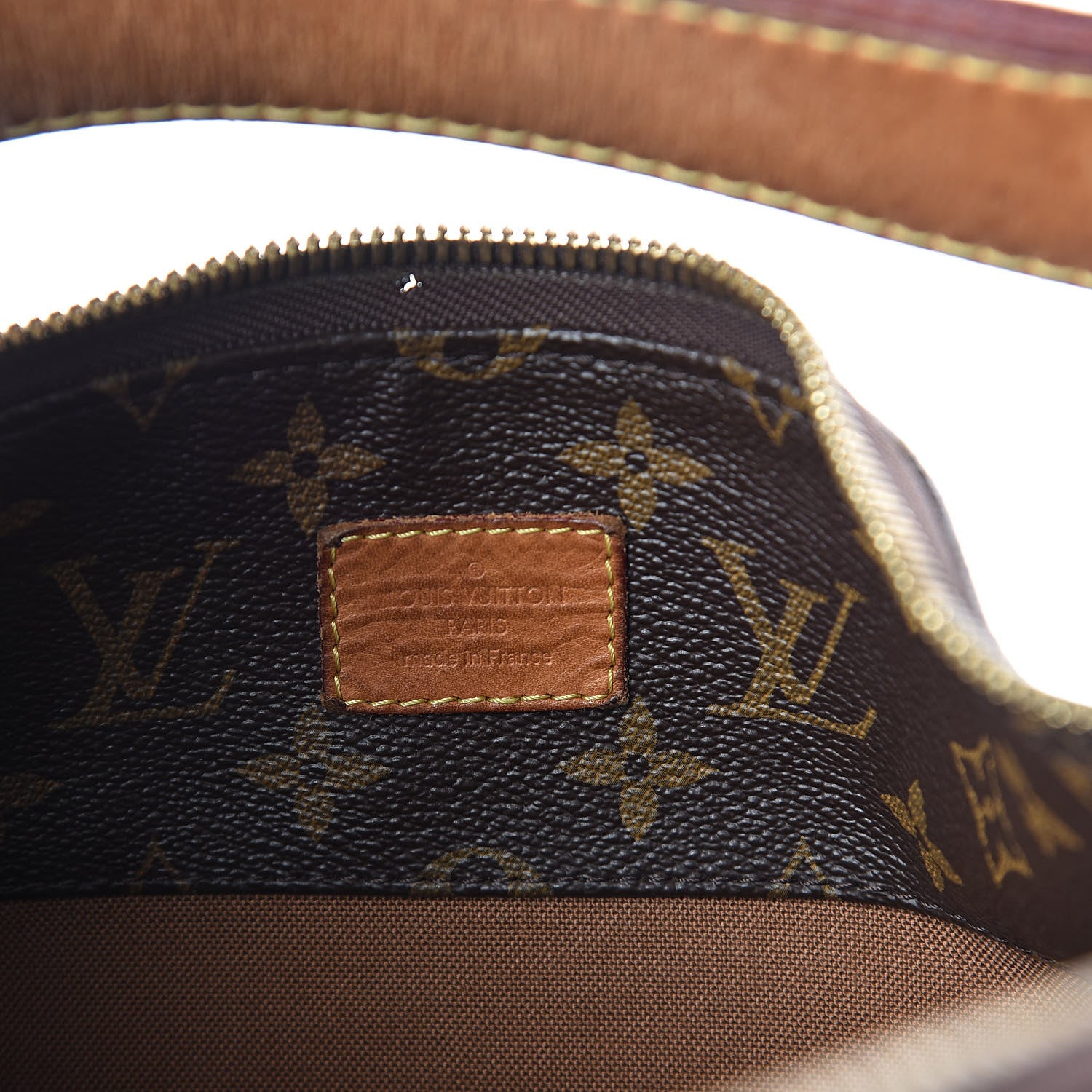 Louis Vuitton Monogram Sully MM 6 of 9