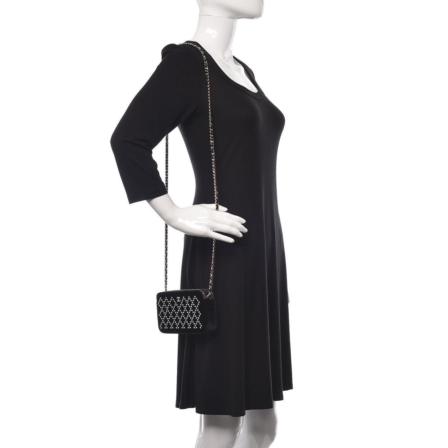 Velvet Pearl Small Clutch With Chain Black
