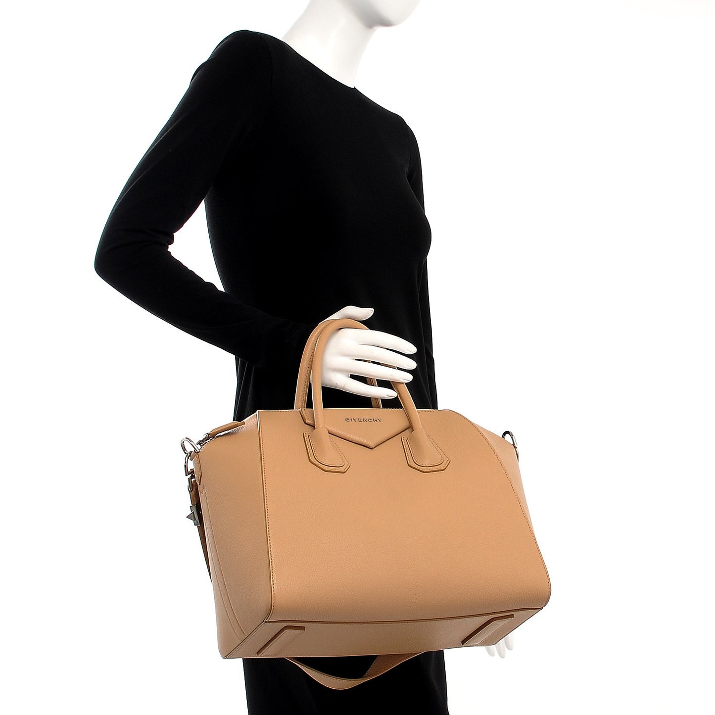 Sugar Goatskin Medium Antigona Nude