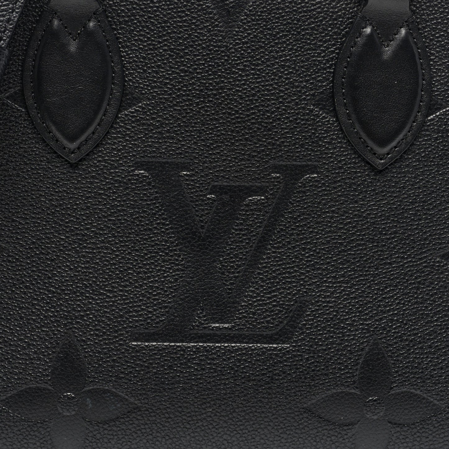 Empreinte Monogram Giant Onthego PM Black