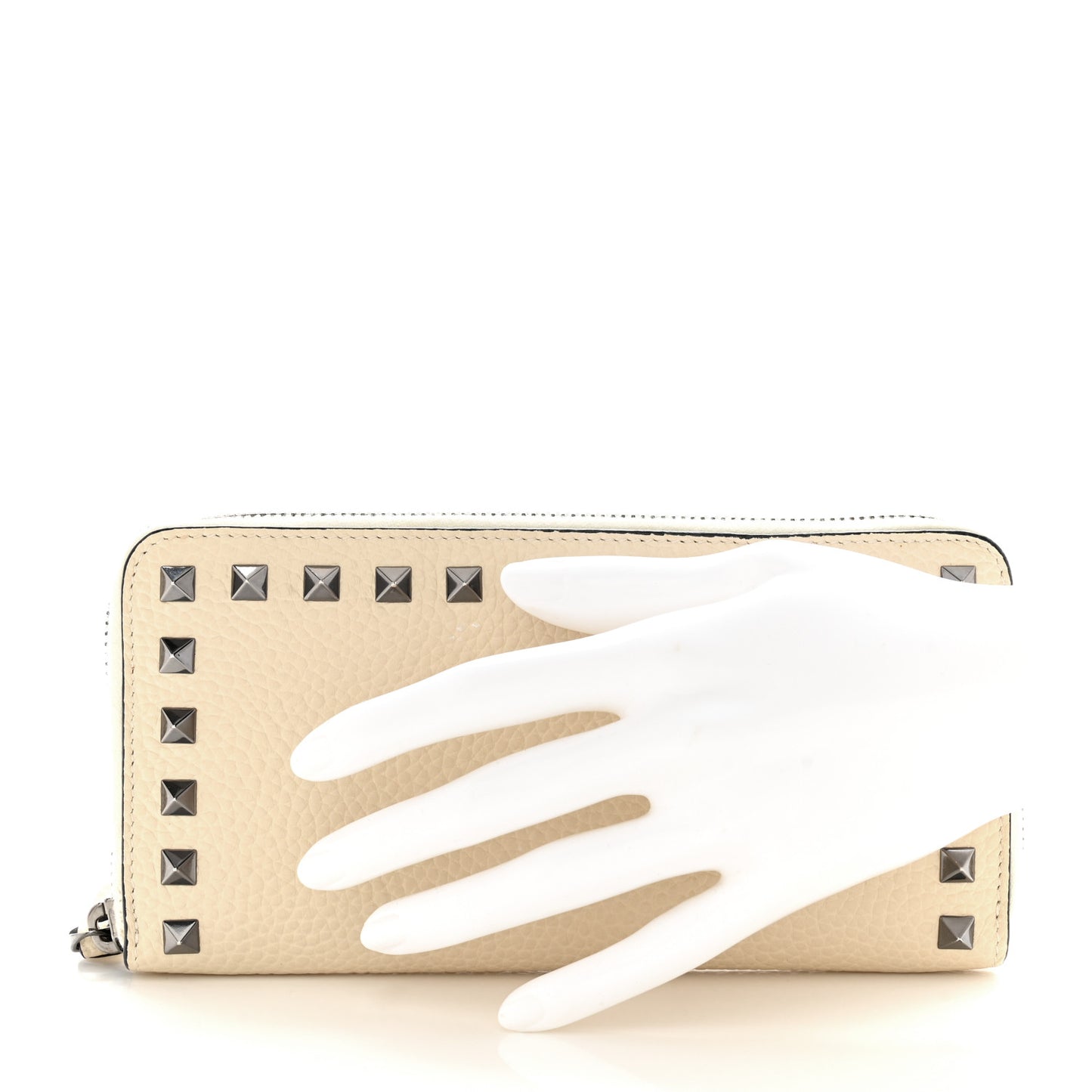 Pebbled Calfskin Rockstud Zip Around Wallet Ivory