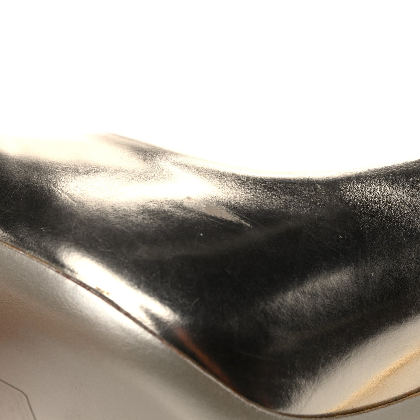Calfskin Clara Pumps 40 Gold