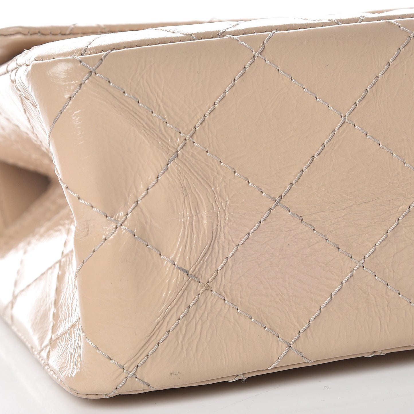 Distressed Patent Quilted 2.55 Reissue 226 Flap Beige
