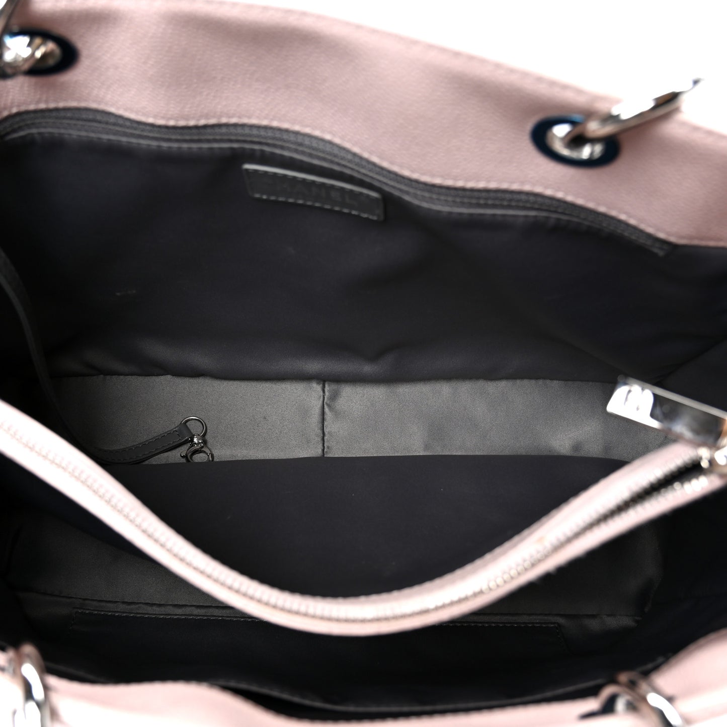 Caviar Quilted Grand Shopping Tote GST Light Pink