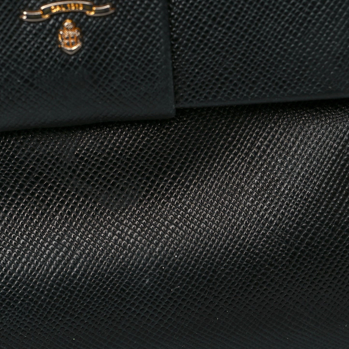 Saffiano Fiocco Bow Zip Around Wallet Black