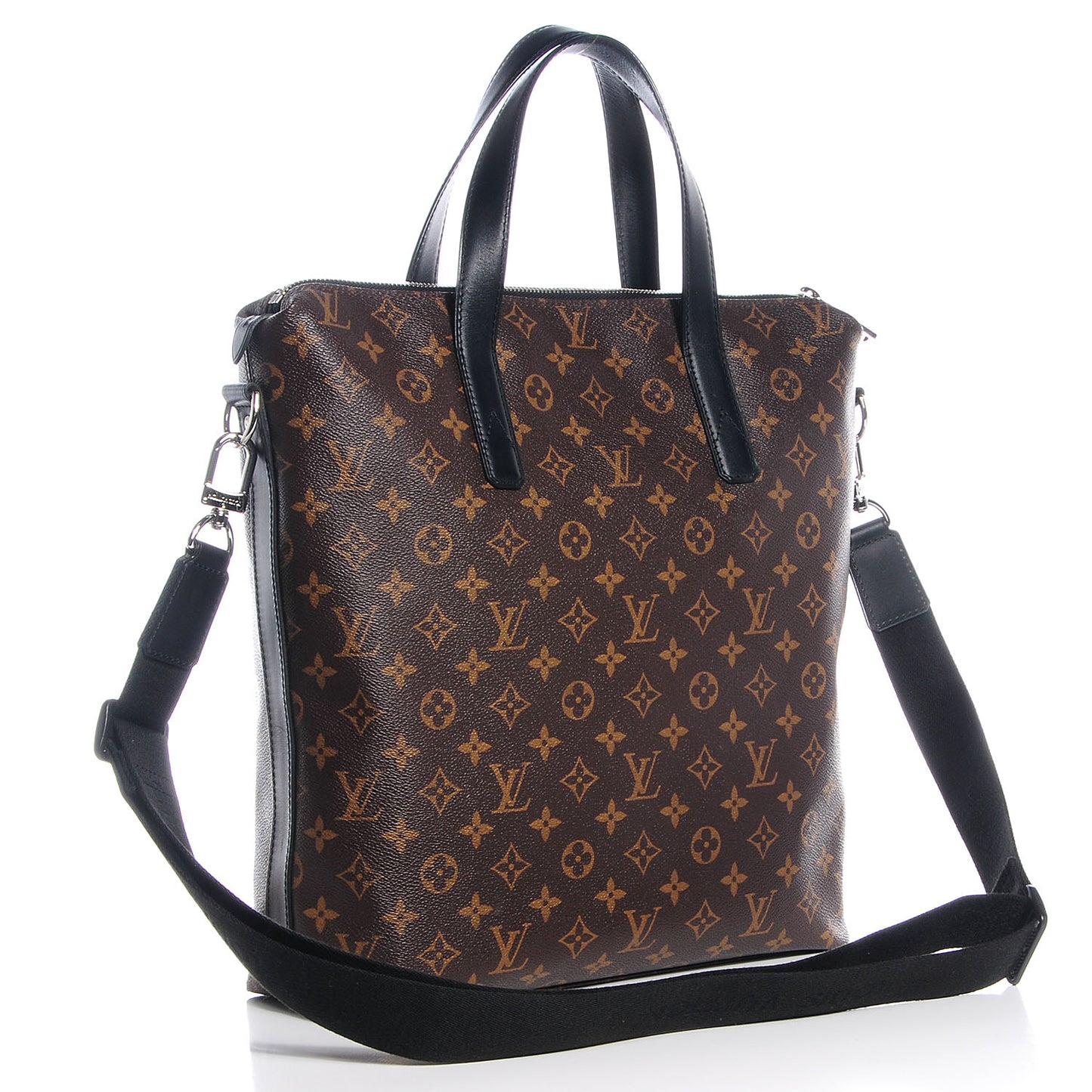 Monogram Macassar Kitan