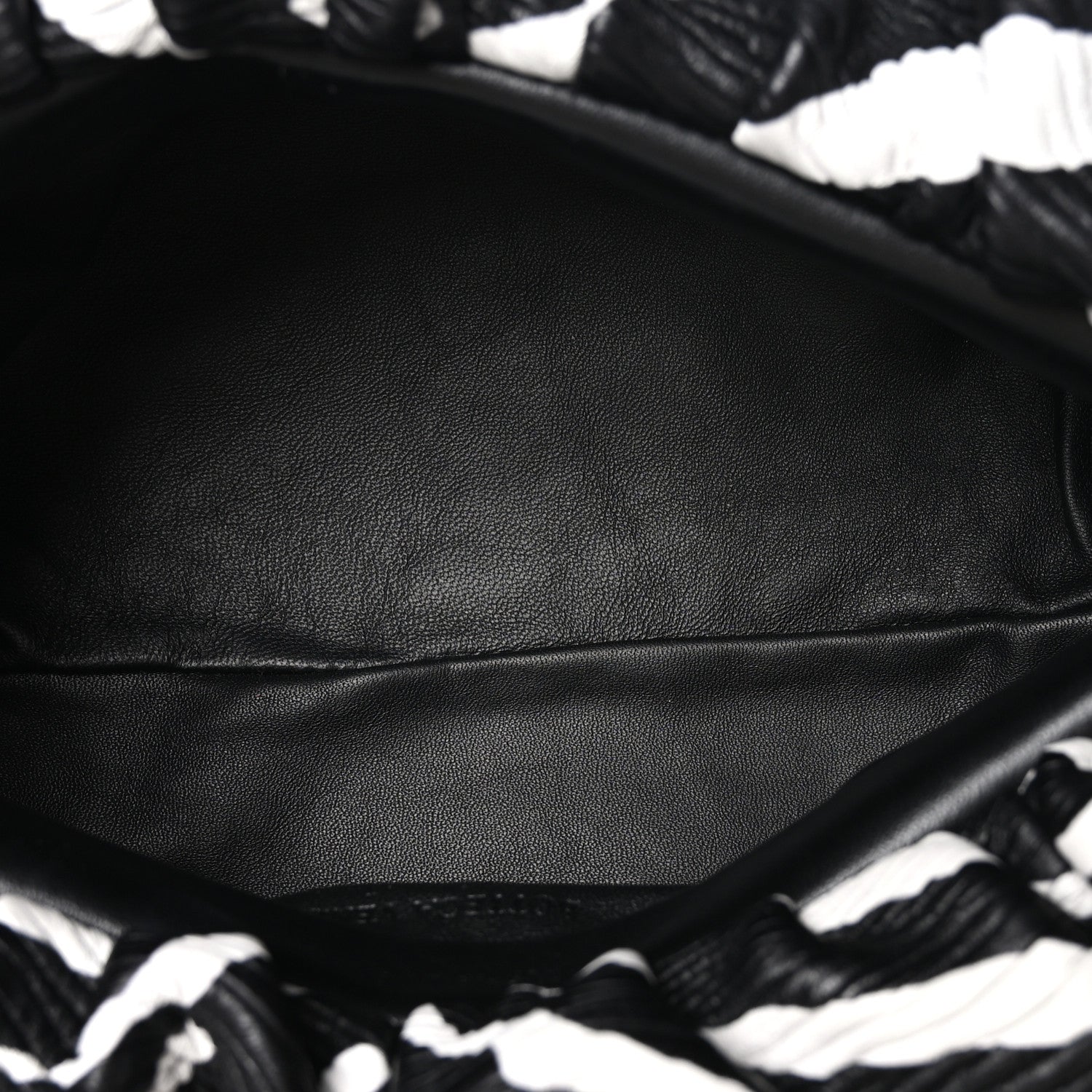 Bottega Veneta Nappa Zebra Print The Pouch Chain White Black 5 of 11