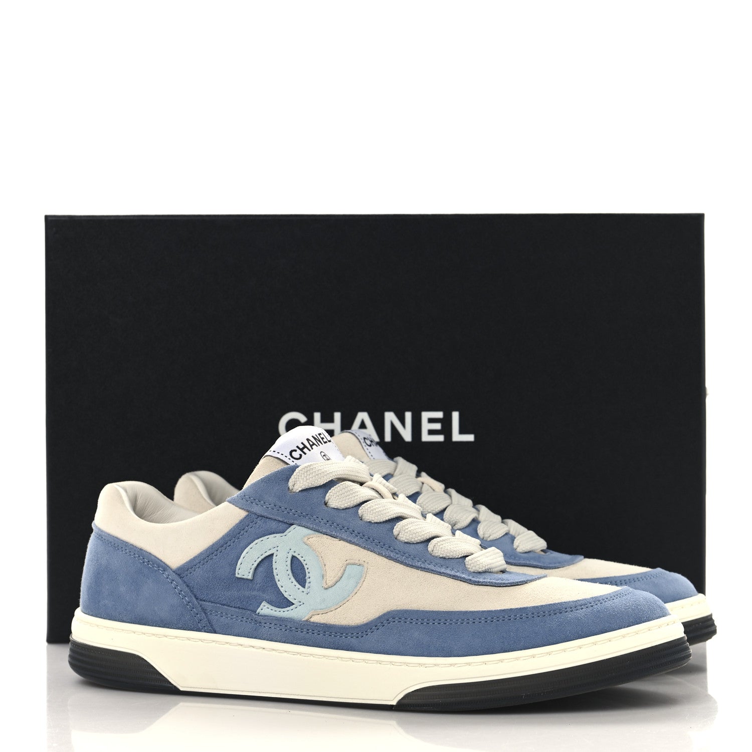 Chanel Suede Kidskin Womens CC Sneakers 39 White Blue 1740705