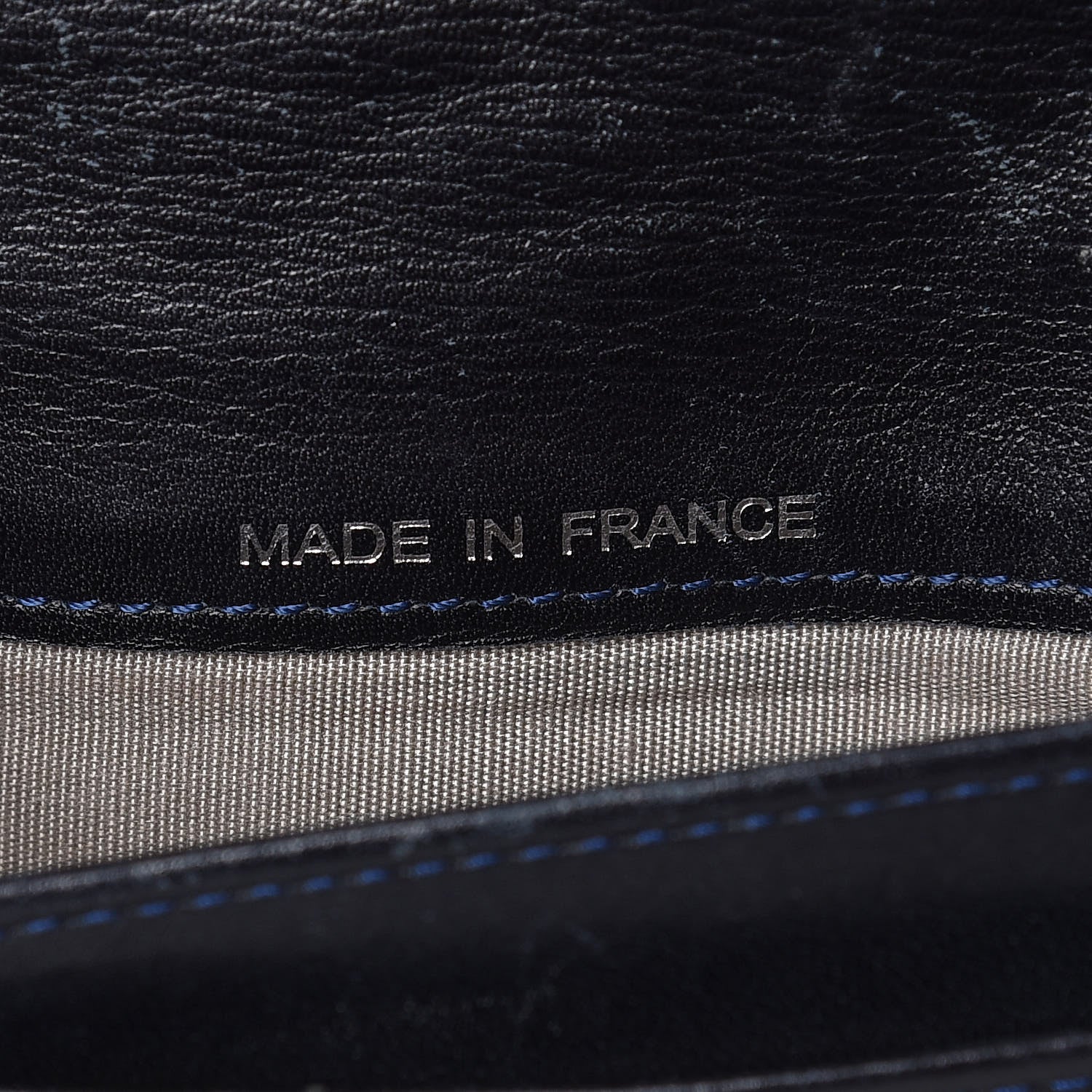Chanel Patent Quilted Brilliant Yen Wallet Blue Fonce 7 of 15
