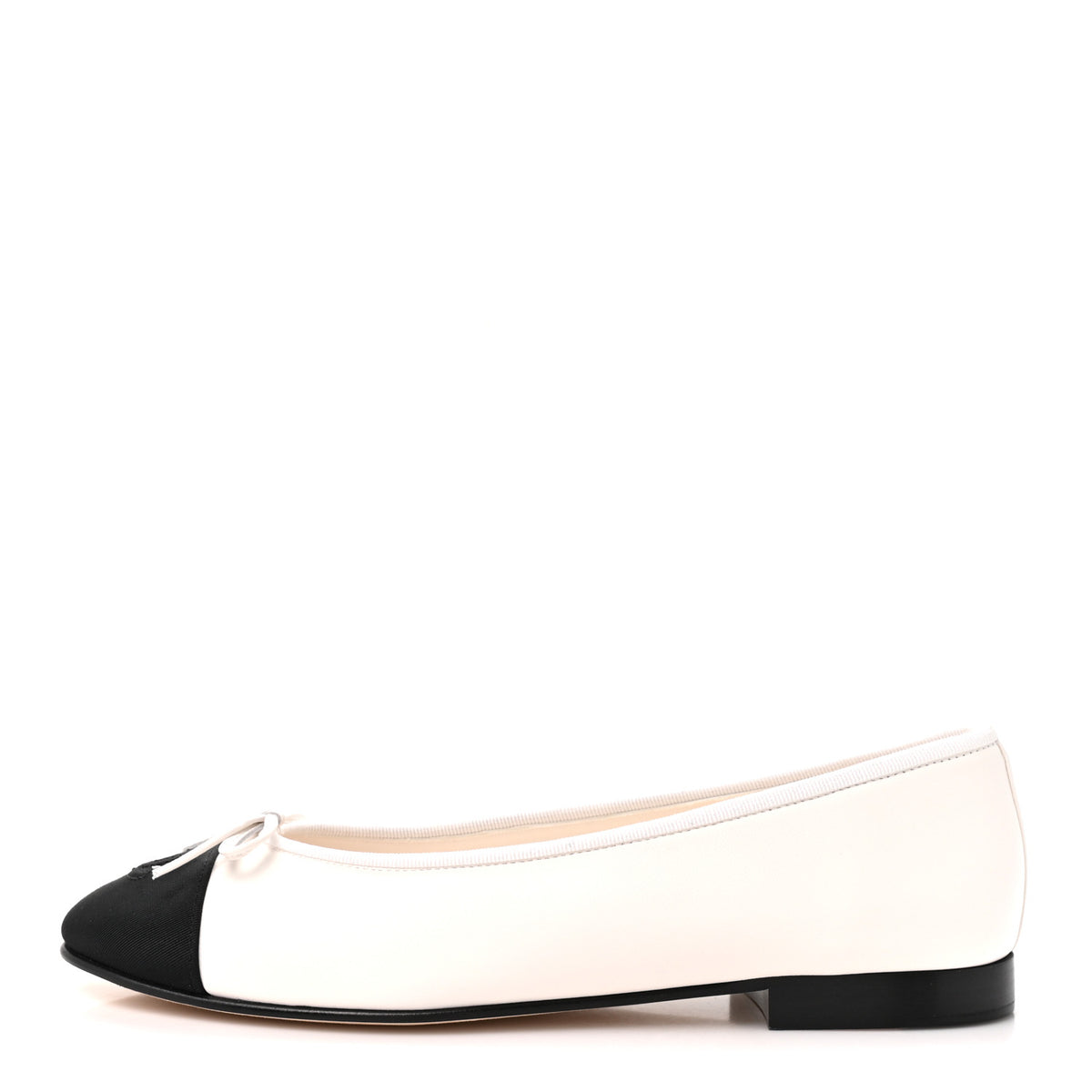 Chanel Lambskin Cap Toe CC Ballerina Flats 39 White Black 1 of 10