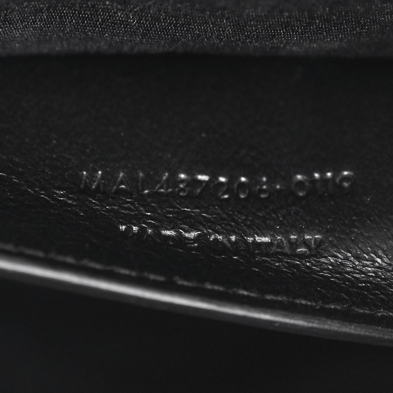 Saint Laurent Grain De Poudre Textured Mixed Matelasse Triquilt Medium Monogram Monochrome Satchel Black 7 of 11