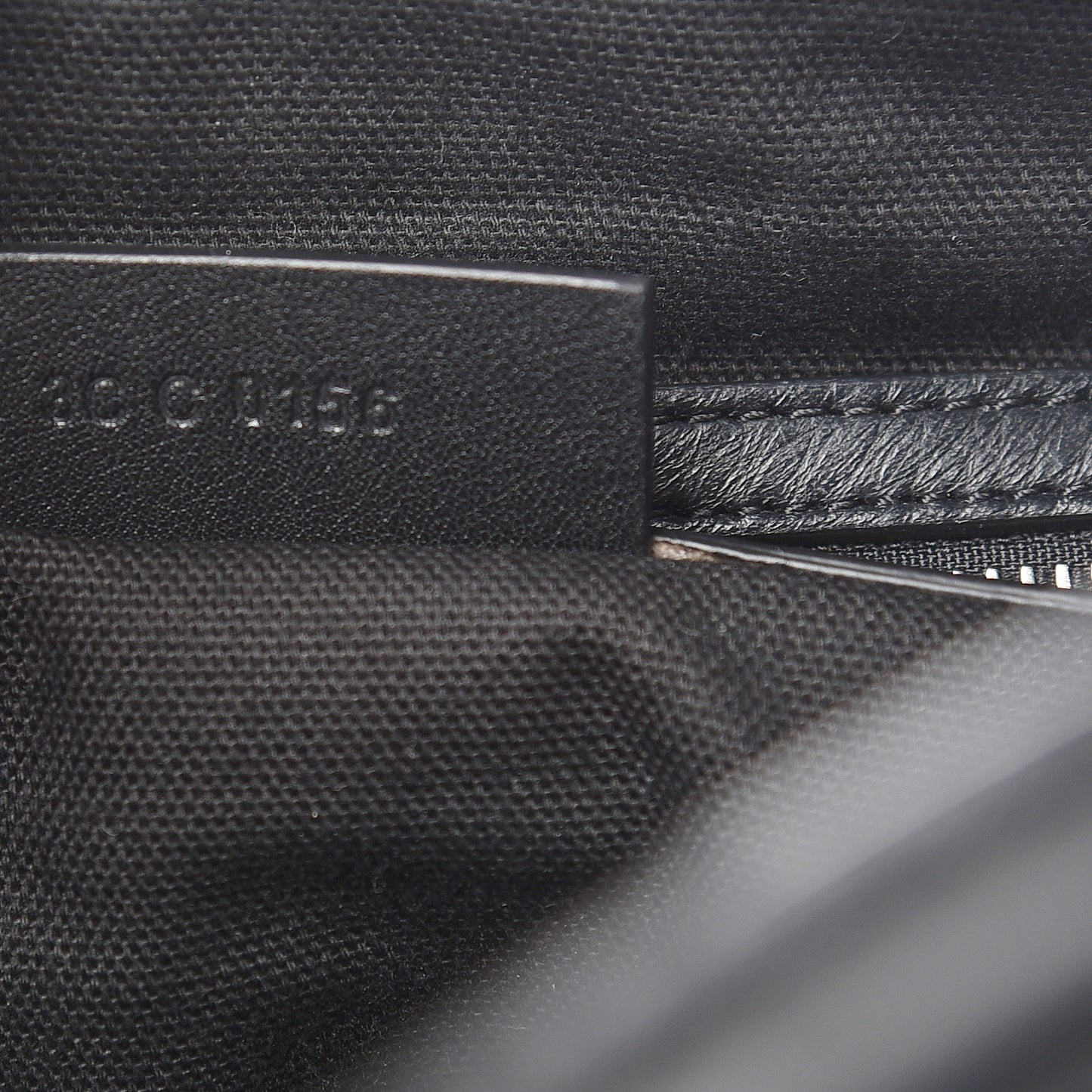 Calfskin Medium Studded Antigona Black