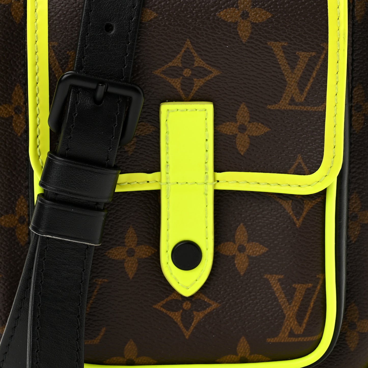 Monogram Macassar Christopher Wearable Wallet Fluorescent Yellow