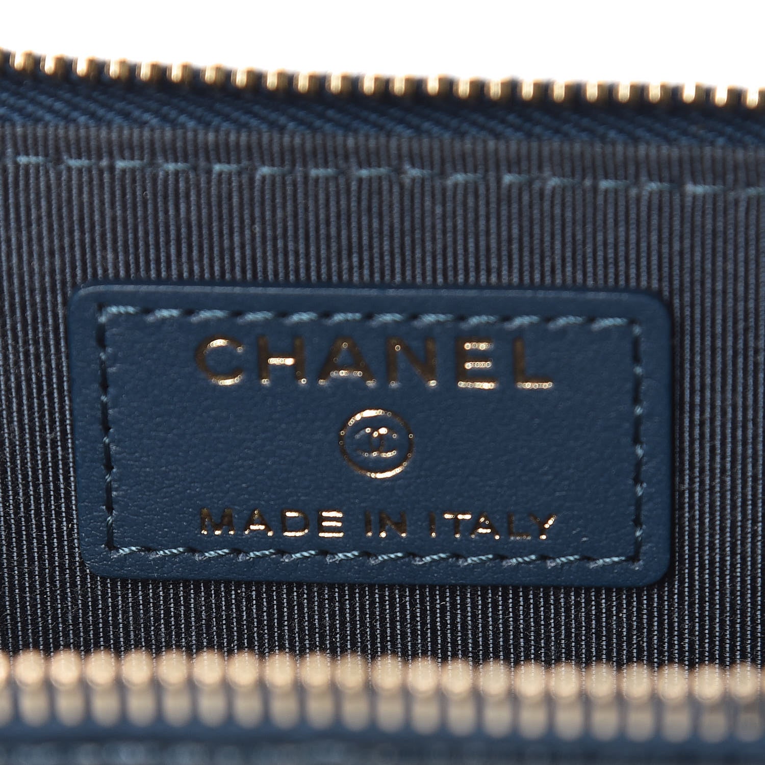 Chanel Iridescent Caviar Quilted Zipped Key Holder Case Dark Blue 6 of 7