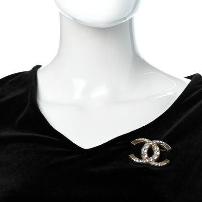 Chanel Crystal CC Brooch Light Gold 2 of 4