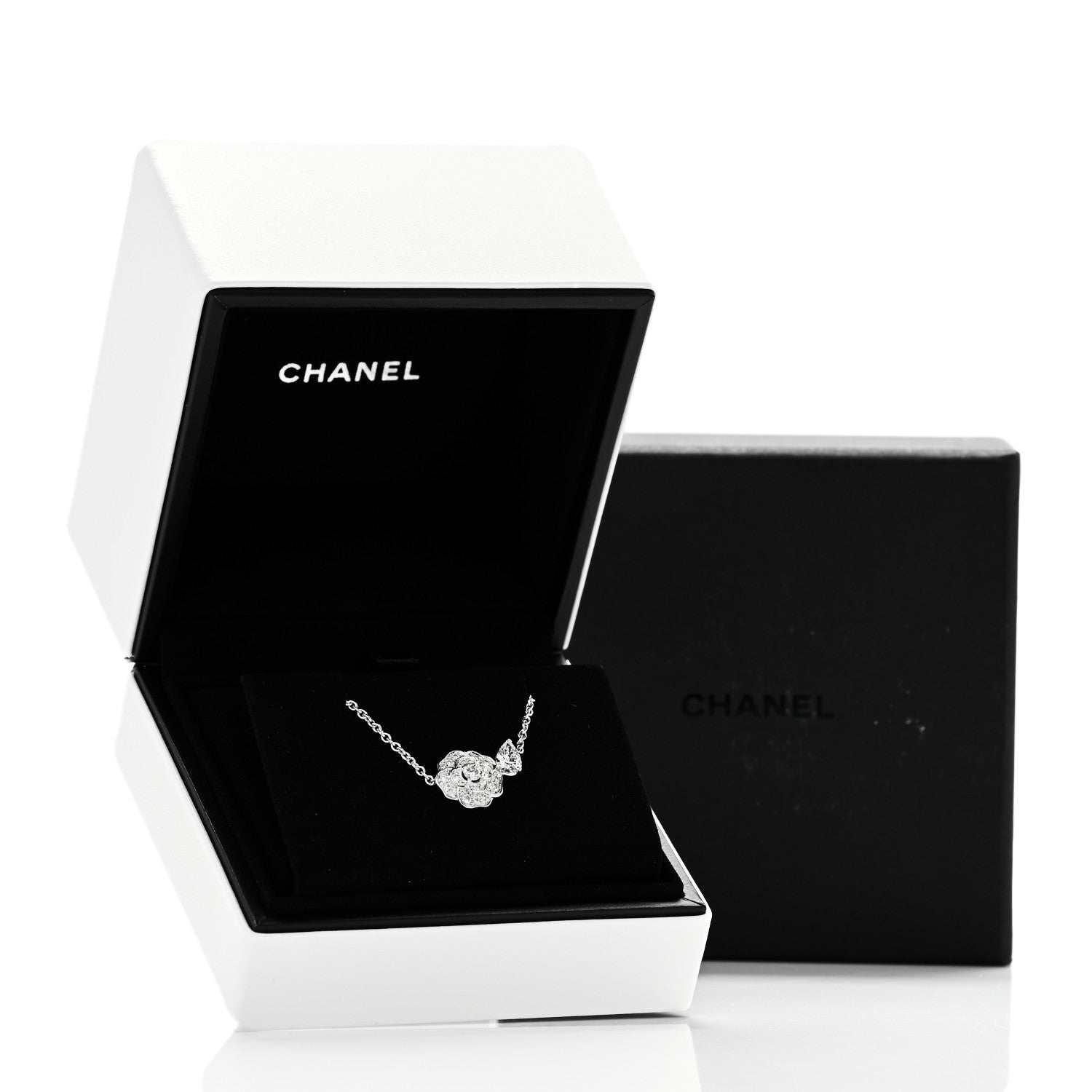 すみれ様CHANEL ナンバー5 マトラッセ キルティングチャーム K18WG Chanel 18K White Gold Diamond Camelia Precieux Necklace 1789145