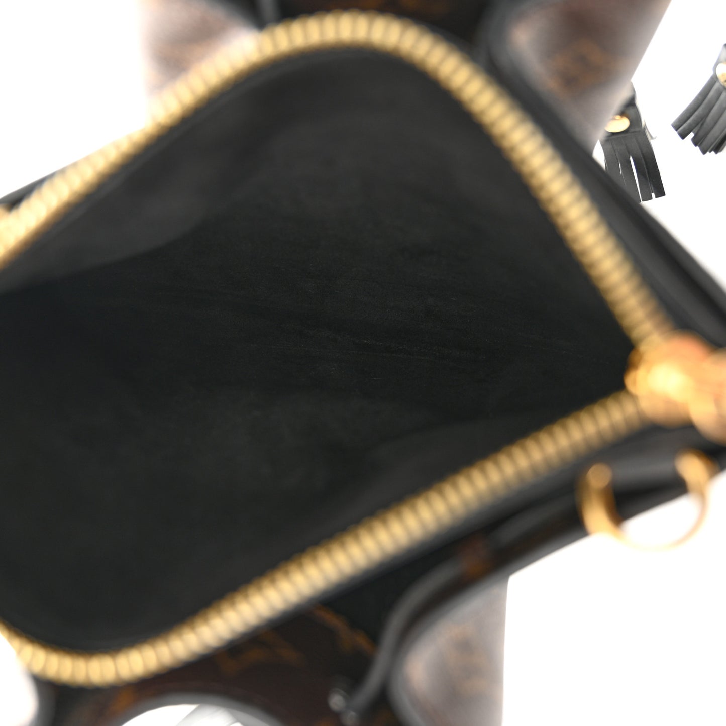 Monogram Fringed Noe