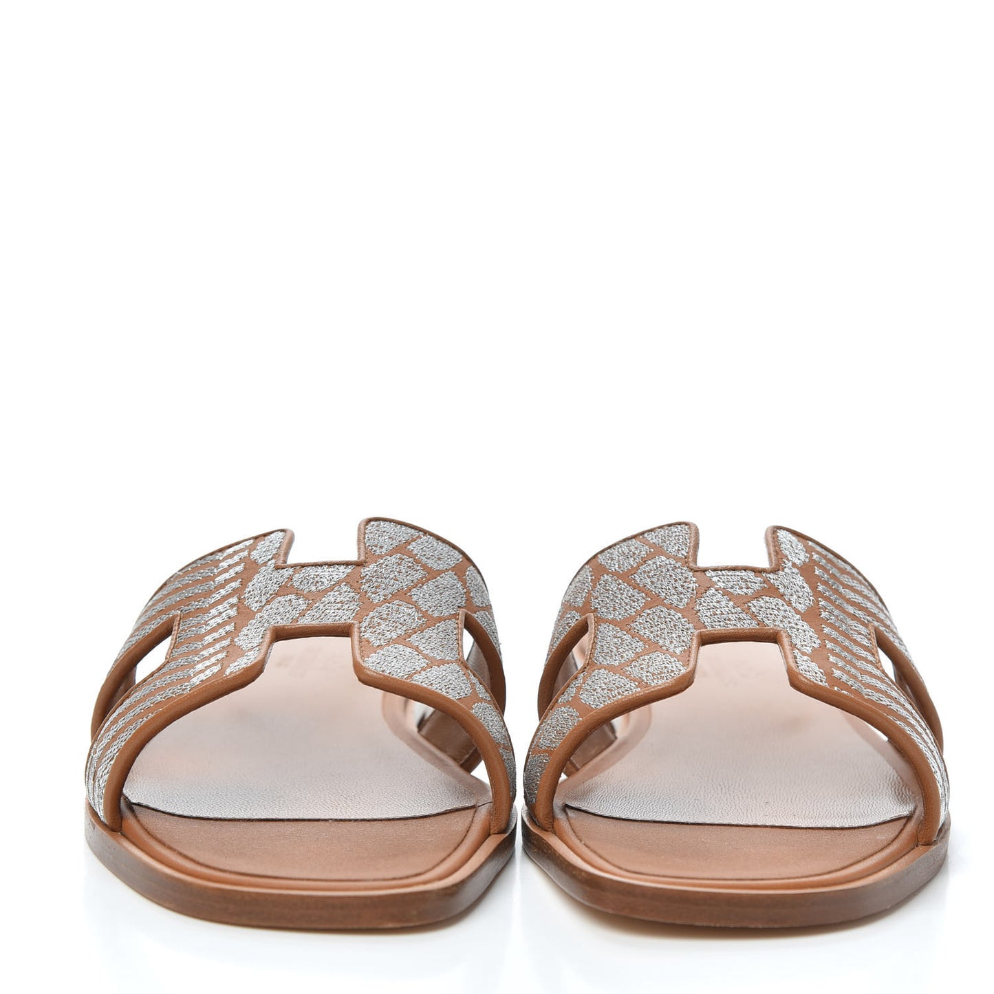 Embroidered Calfskin Oran Sandals 37.5 Naturel Gris Argente
