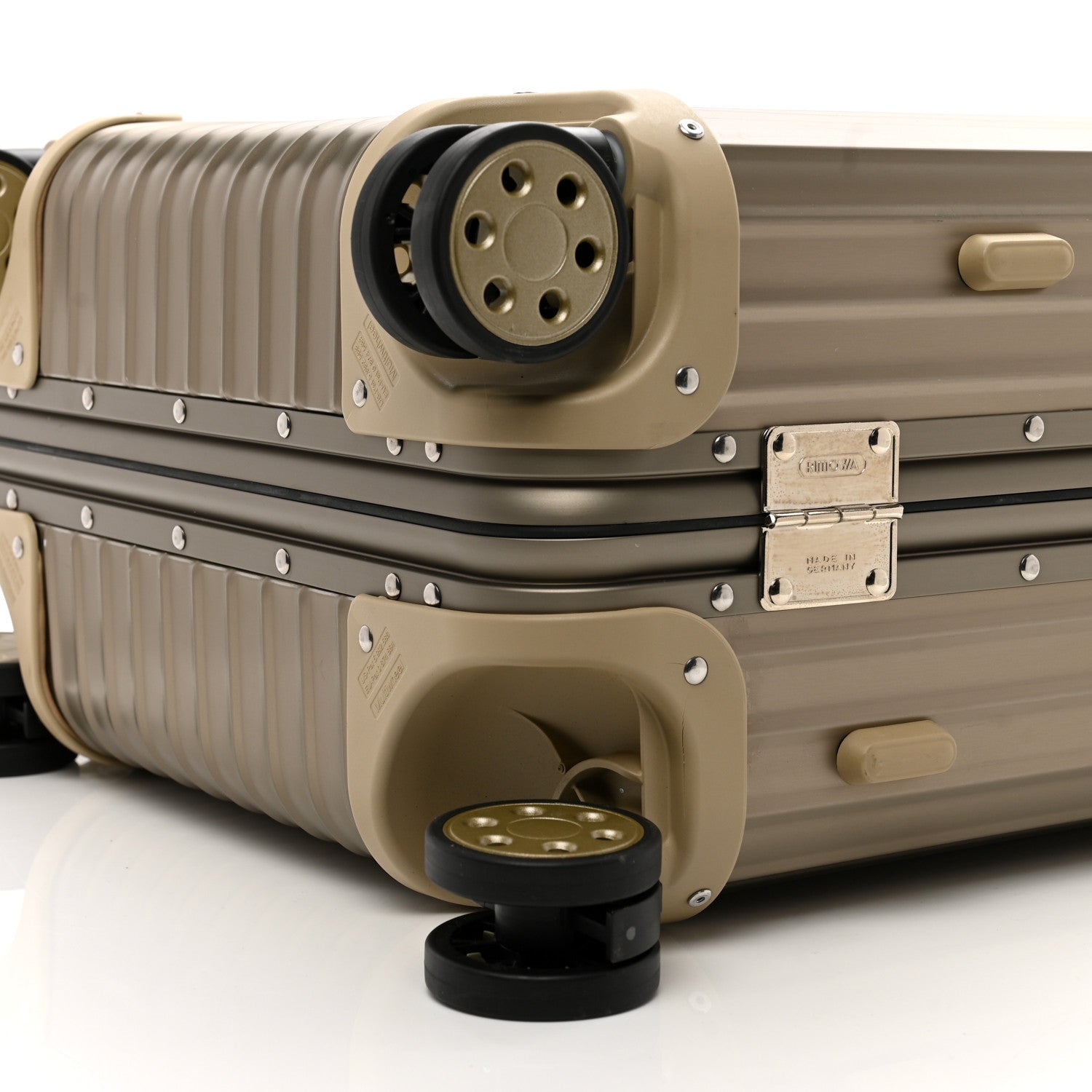 Rimowa Aluminum Topas 52 Titanium 10 of 14