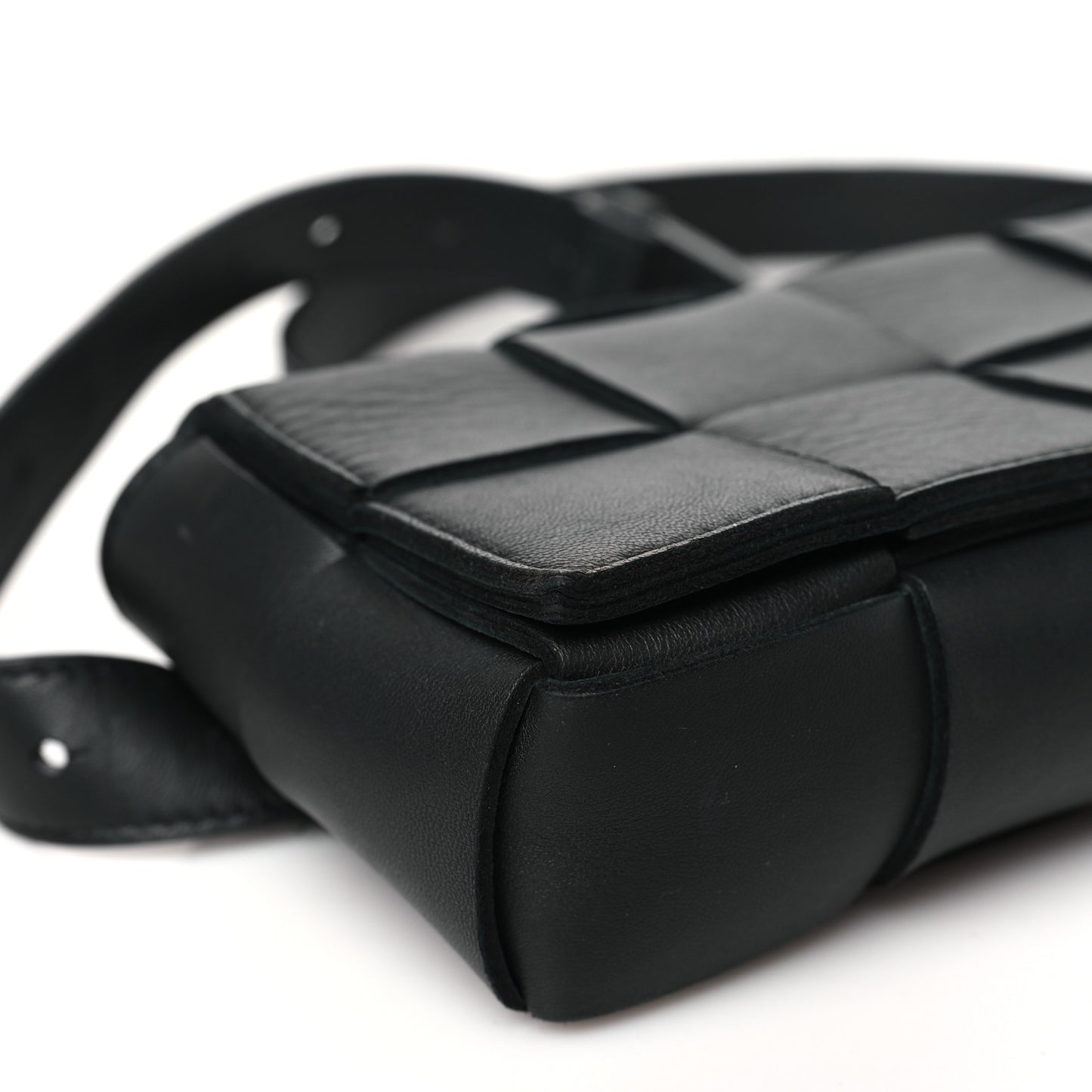 Nappa Maxi Intreccio The Belt Cassette Bag Black