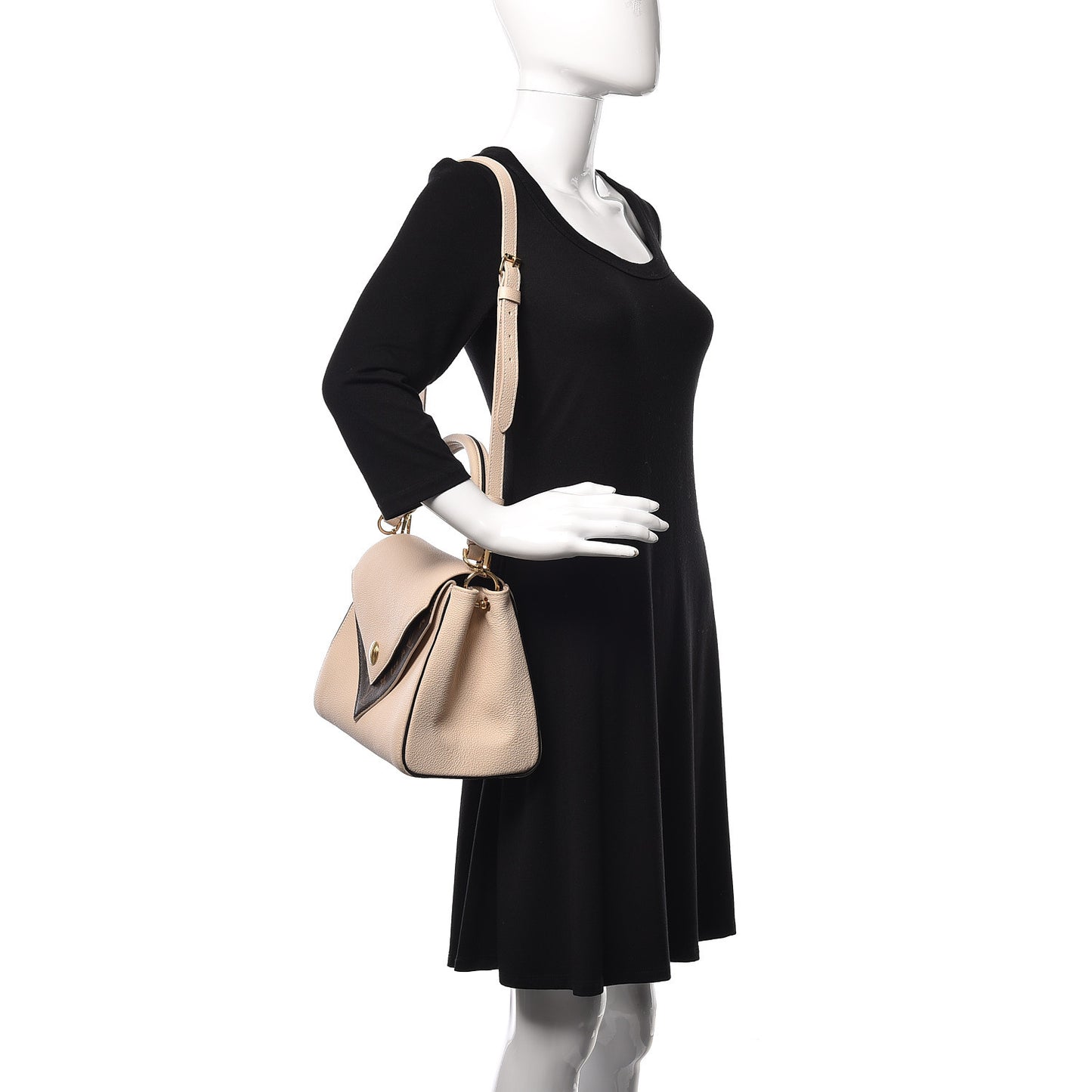 Grained Calfskin Monogram Double V Creme