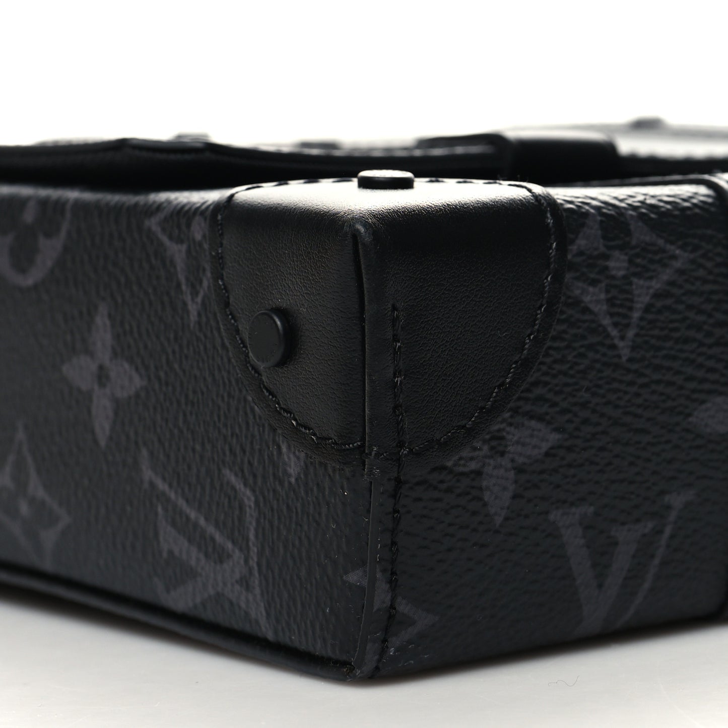 Monogram Eclipse Trunk Messenger