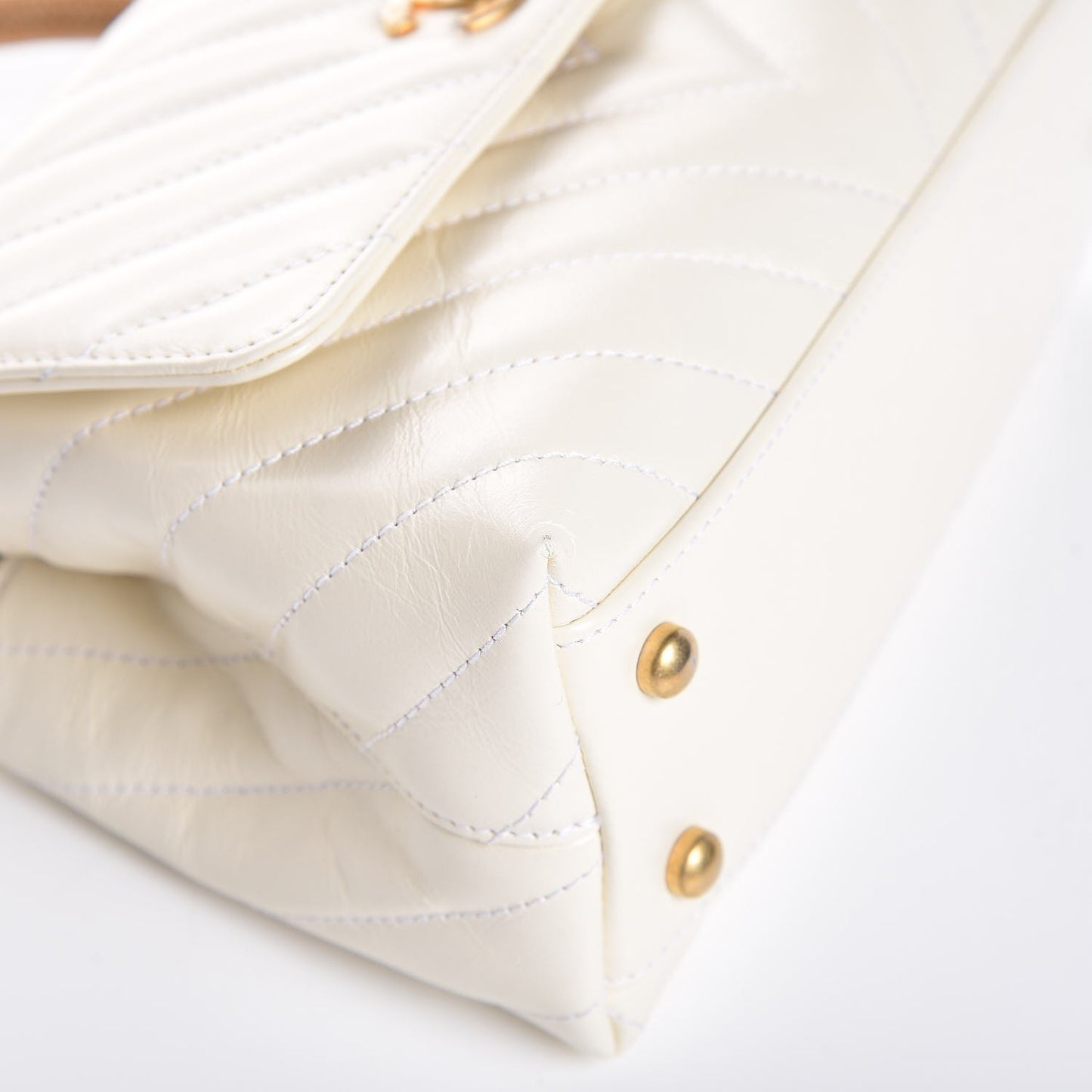 Calfskin Lizard Chevron Quilted Mini Coco Handle Flap White