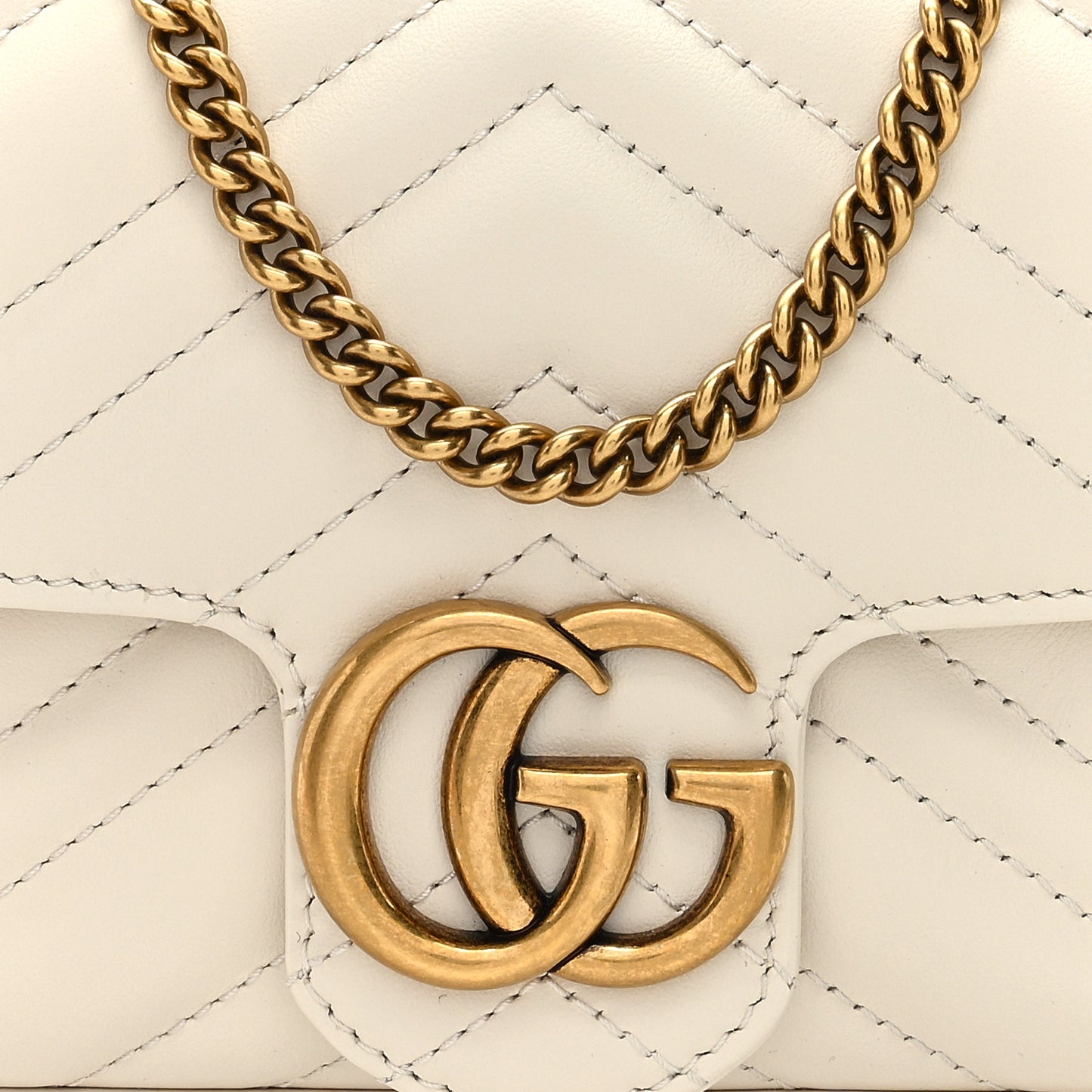 Calfskin Matelasse Mini GG Marmont Shoulder Bag With Card Holder White Black