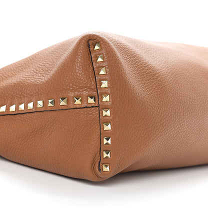 Valentino Garavani Pebbled Calfskin Large Rockstud Reversible Tote Light Cuir Marine 14 of 17