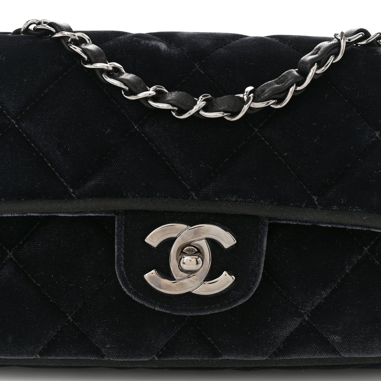 Velvet Quilted East West Flap Black