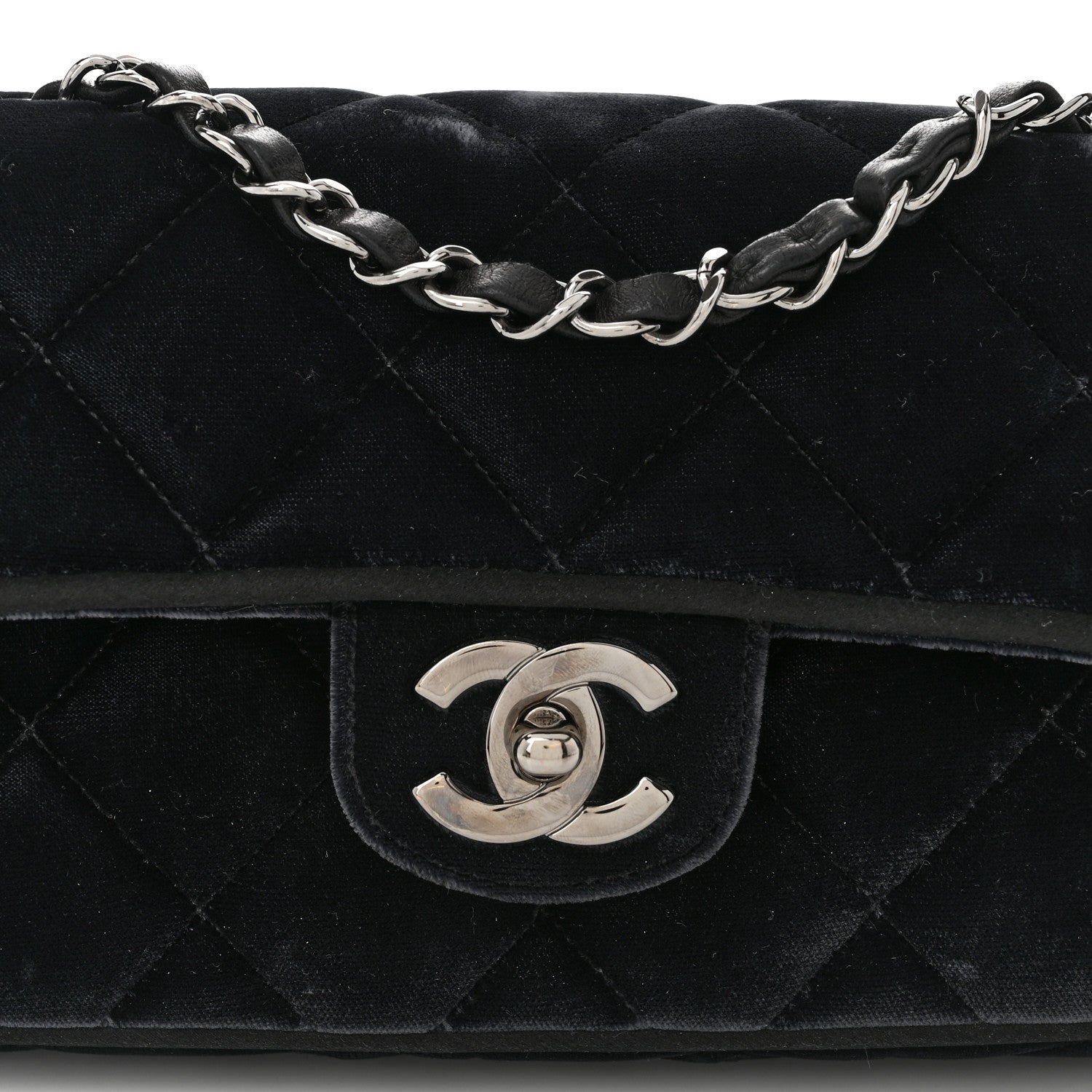 Chanel Velvet Quilted East West Flap Black 8 of 11