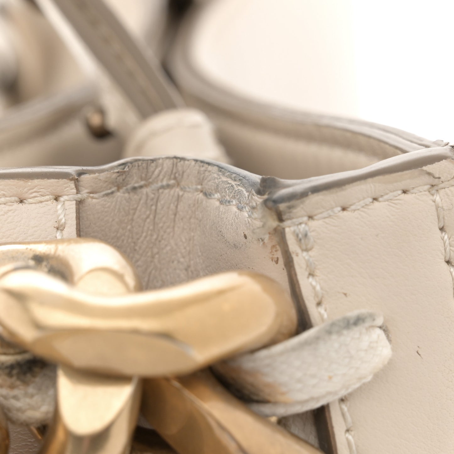 Eco Alter Nappa Small Frayme Shoulder Bag White