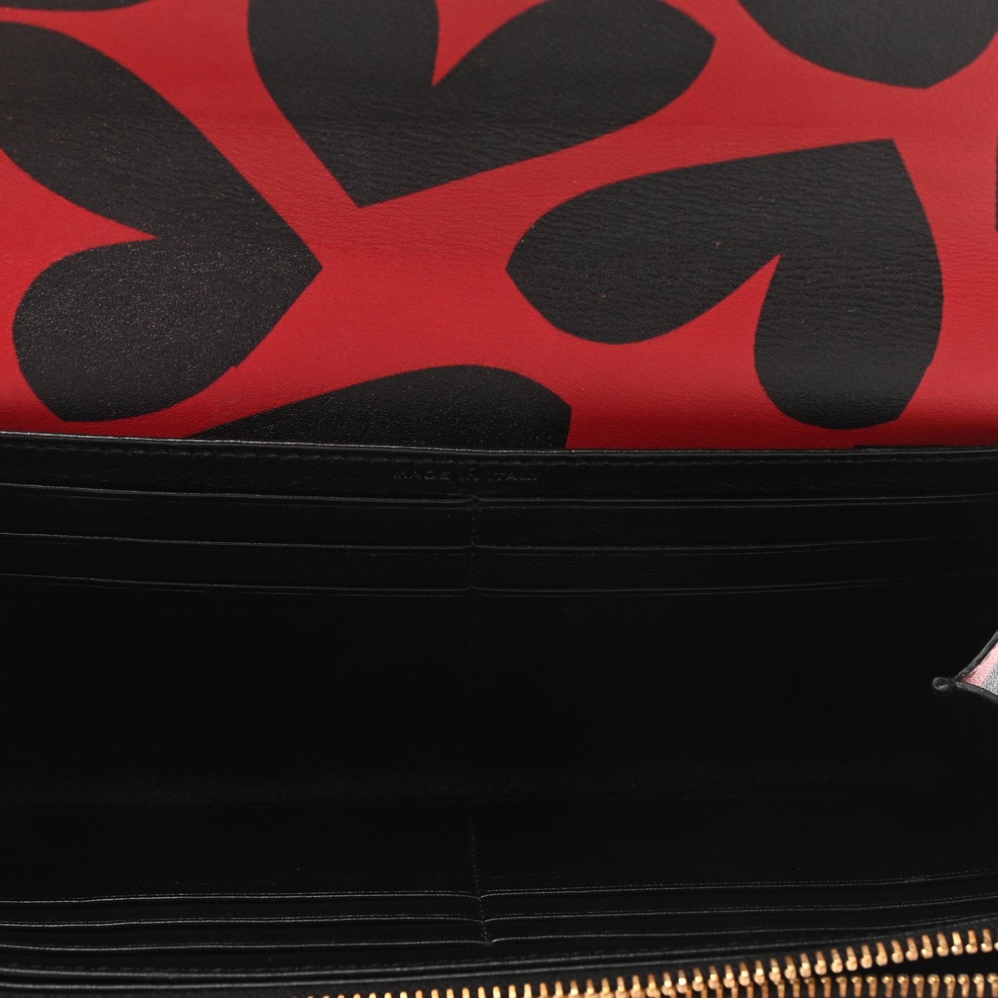 Nappa Big Hearts Large Marquage Flap Wallet Black Red