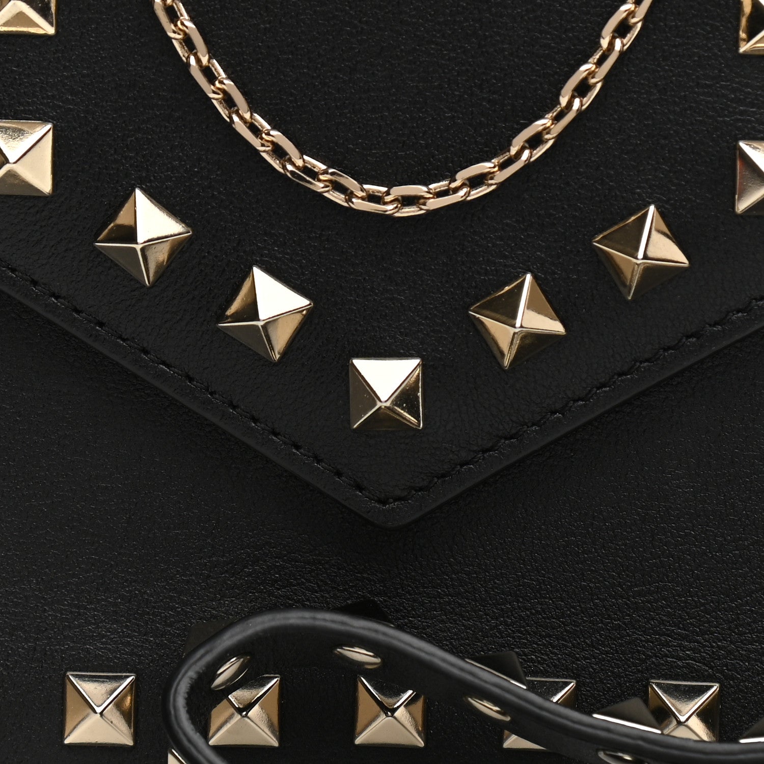Valentino Garavani Calfskin Rockstud Phone Case With Chain Black 12 of 25