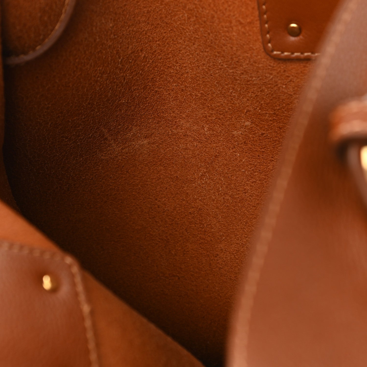 Chloe Smooth Calfskin Medium Vick Tote Caramel 15 of 15