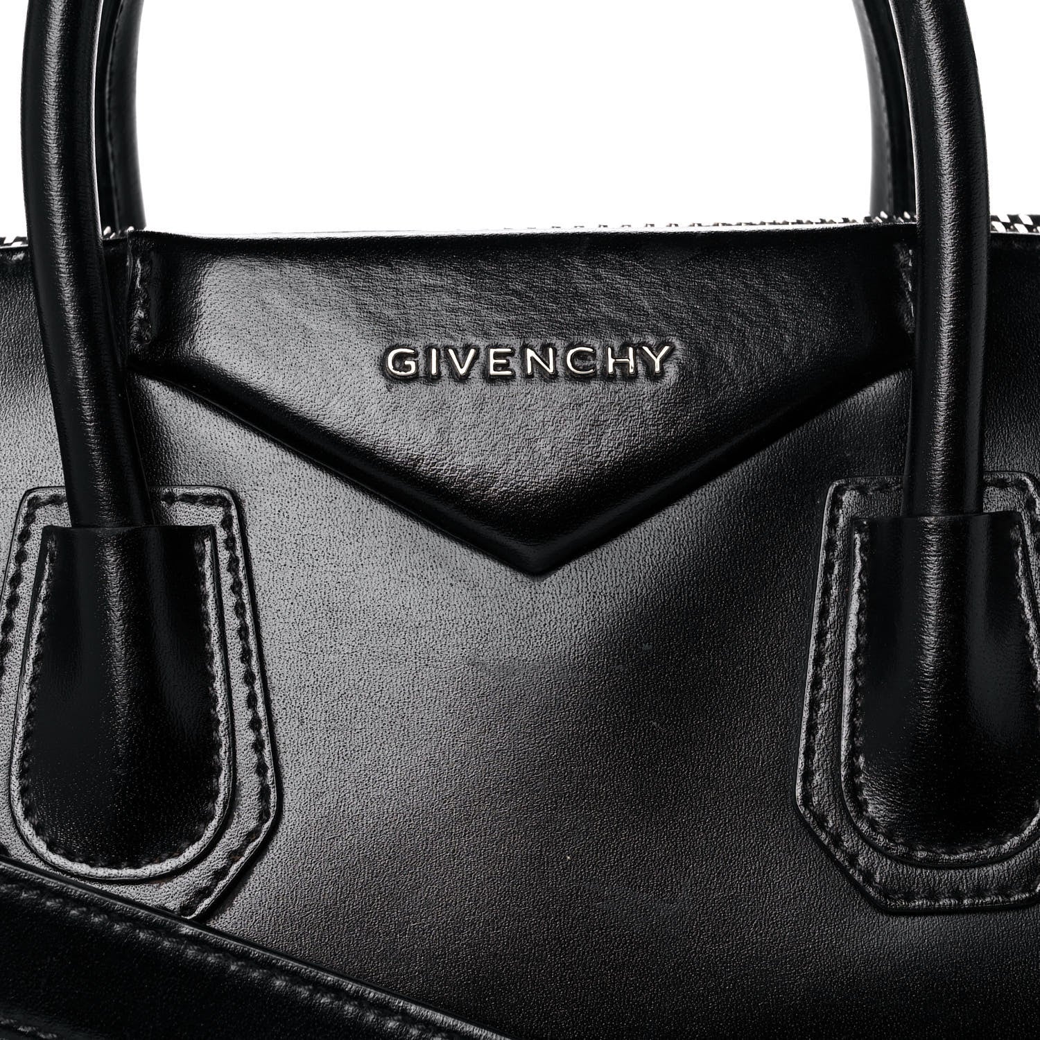 Givenchy Shiny Lord Calfskin Small Antigona Black 20 of 36