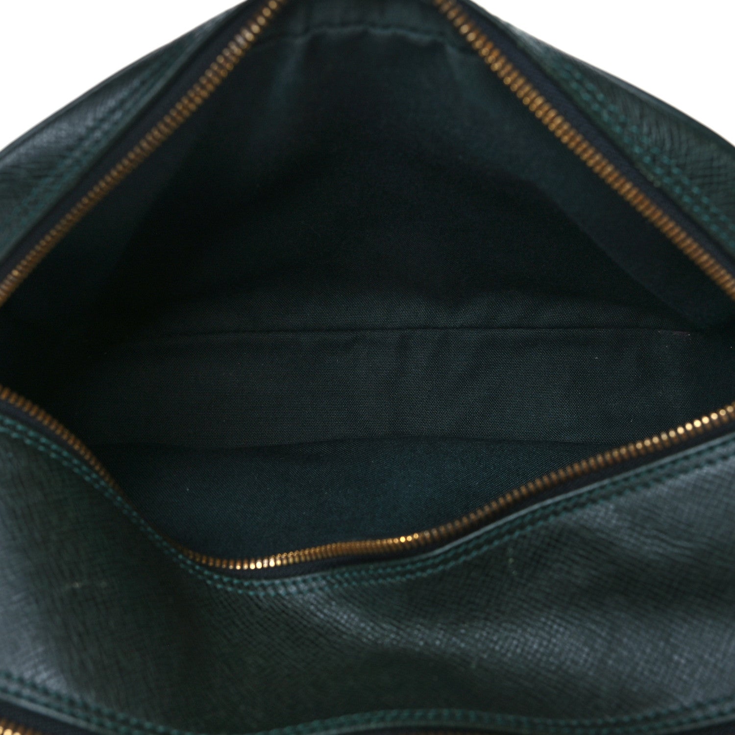Louis Vuitton Taiga Reporter Messenger Epicea 4 of 12
