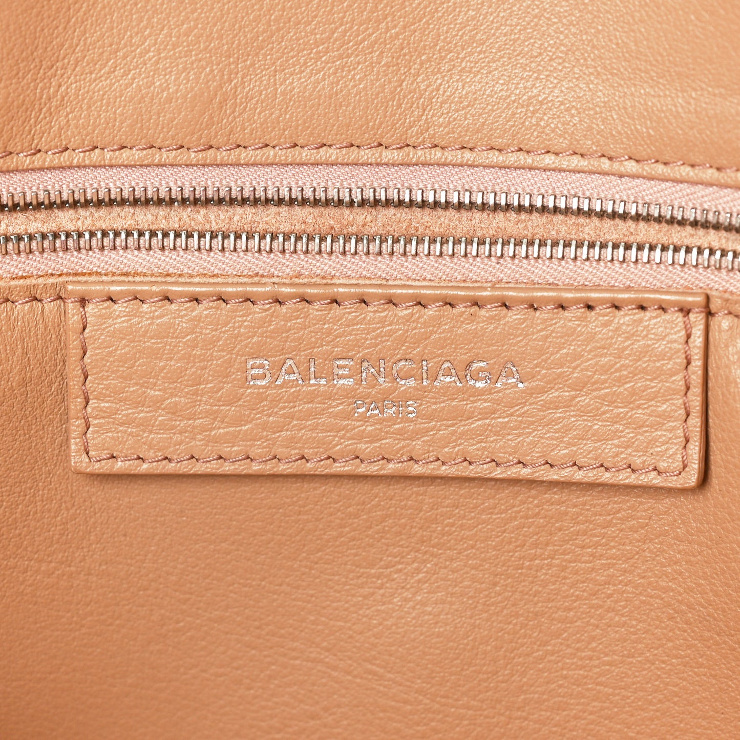 Veau Papier B4 Zip Around Tote Rose Des Sables