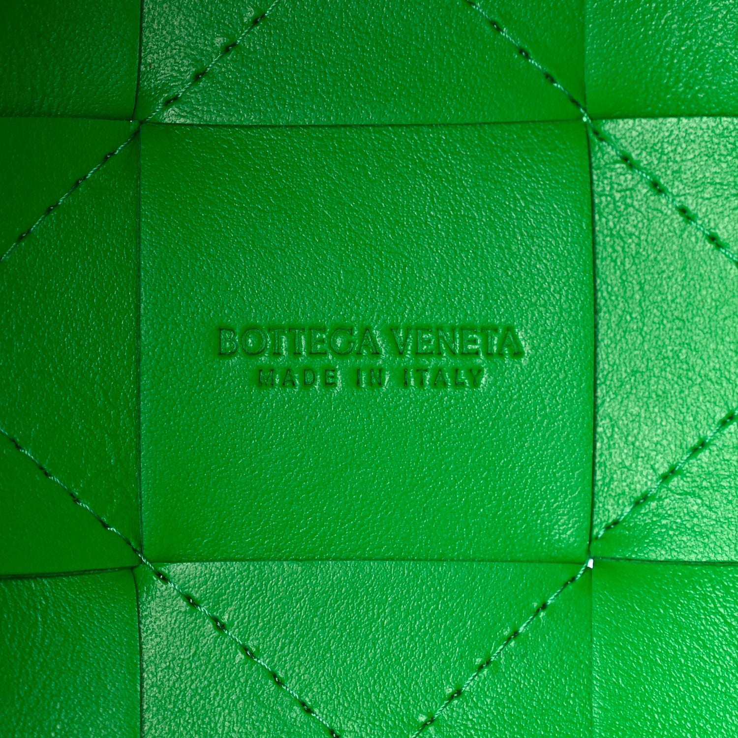 Bottega Veneta Nappa Maxi Intrecciato Small Cassette Bucket Bag Parakeet 6 of 10