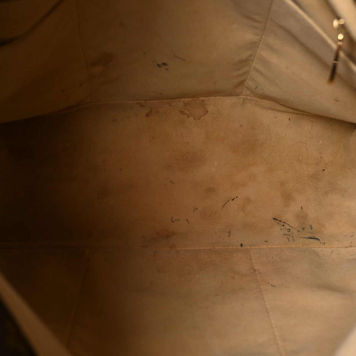 Louis Vuitton Monogram Artsy MM 5 of 9