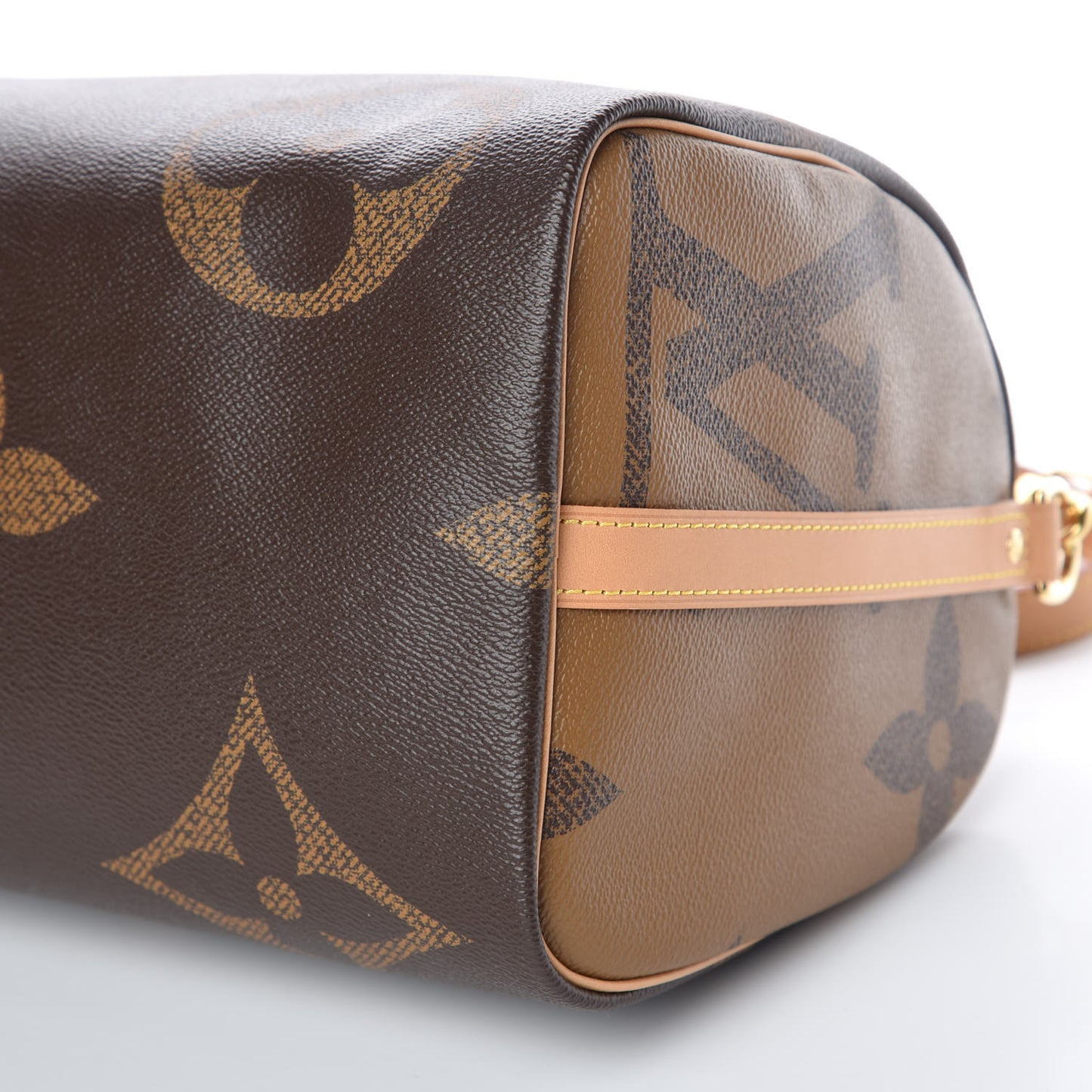 Reverse Monogram Giant Speedy Bandouliere 30
