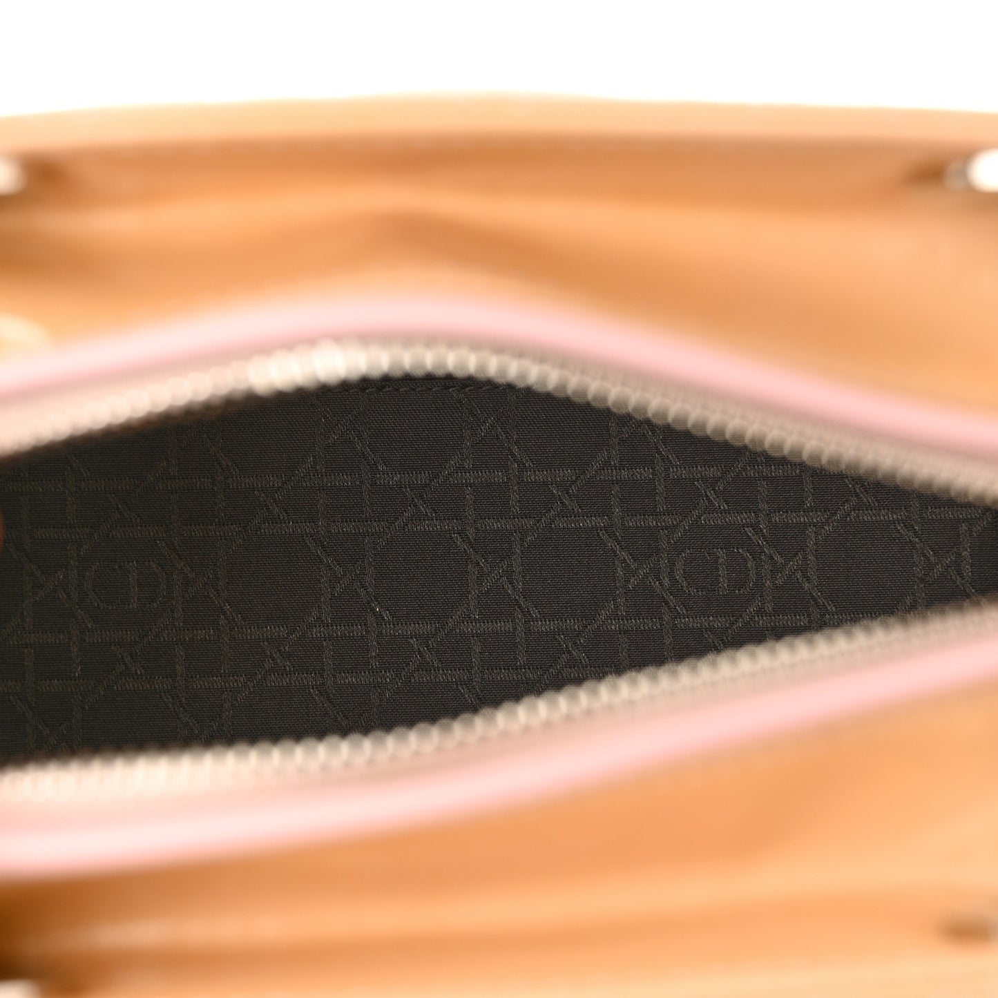 Patent Cannage Medium Lady Dior Rose Clair