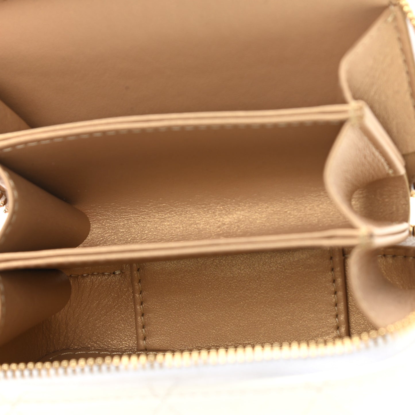 Lambskin Metal Quilted Extra Mini Vanity Case With Chain White Gold