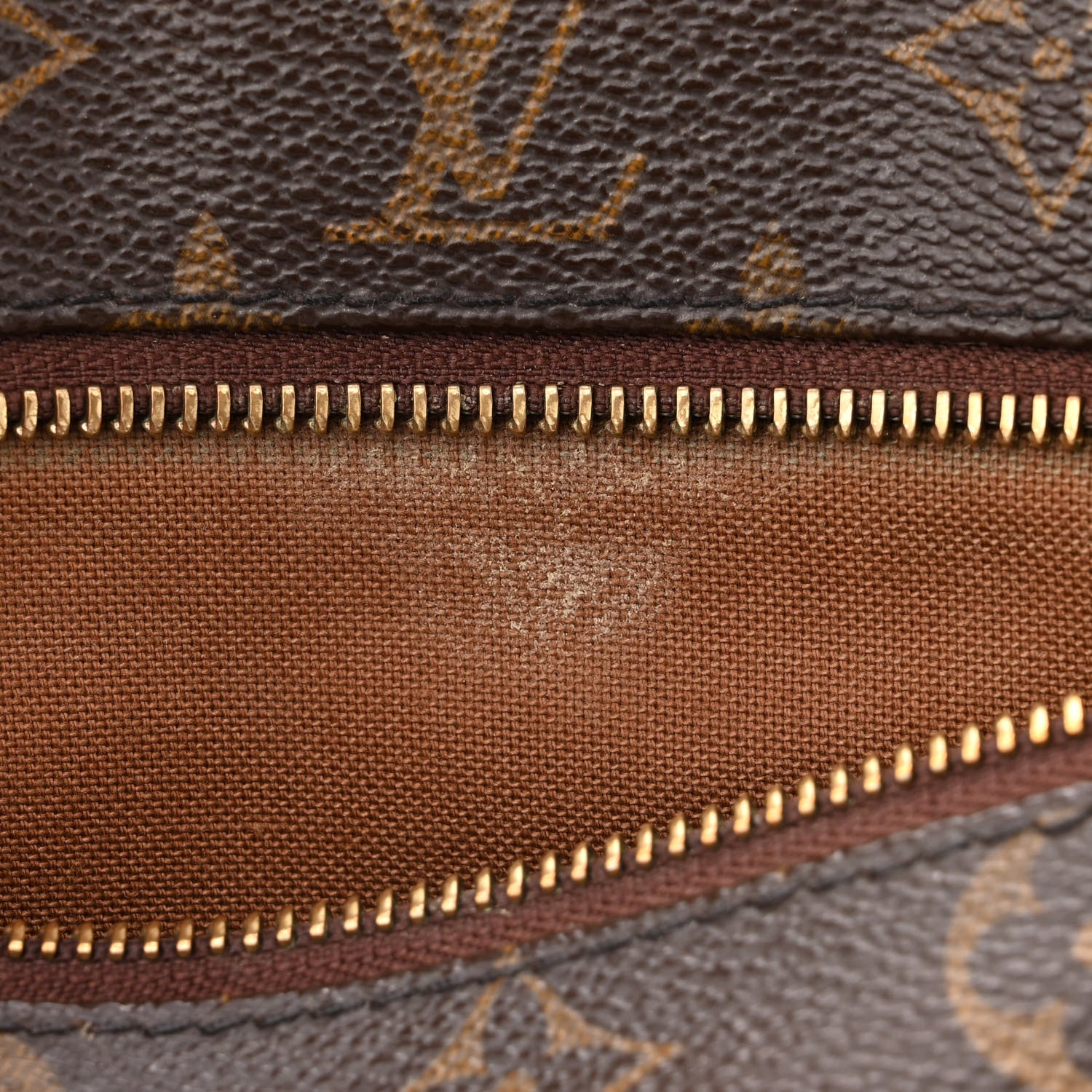 Louis Vuitton Monogram Pochette Valmy 12 of 14